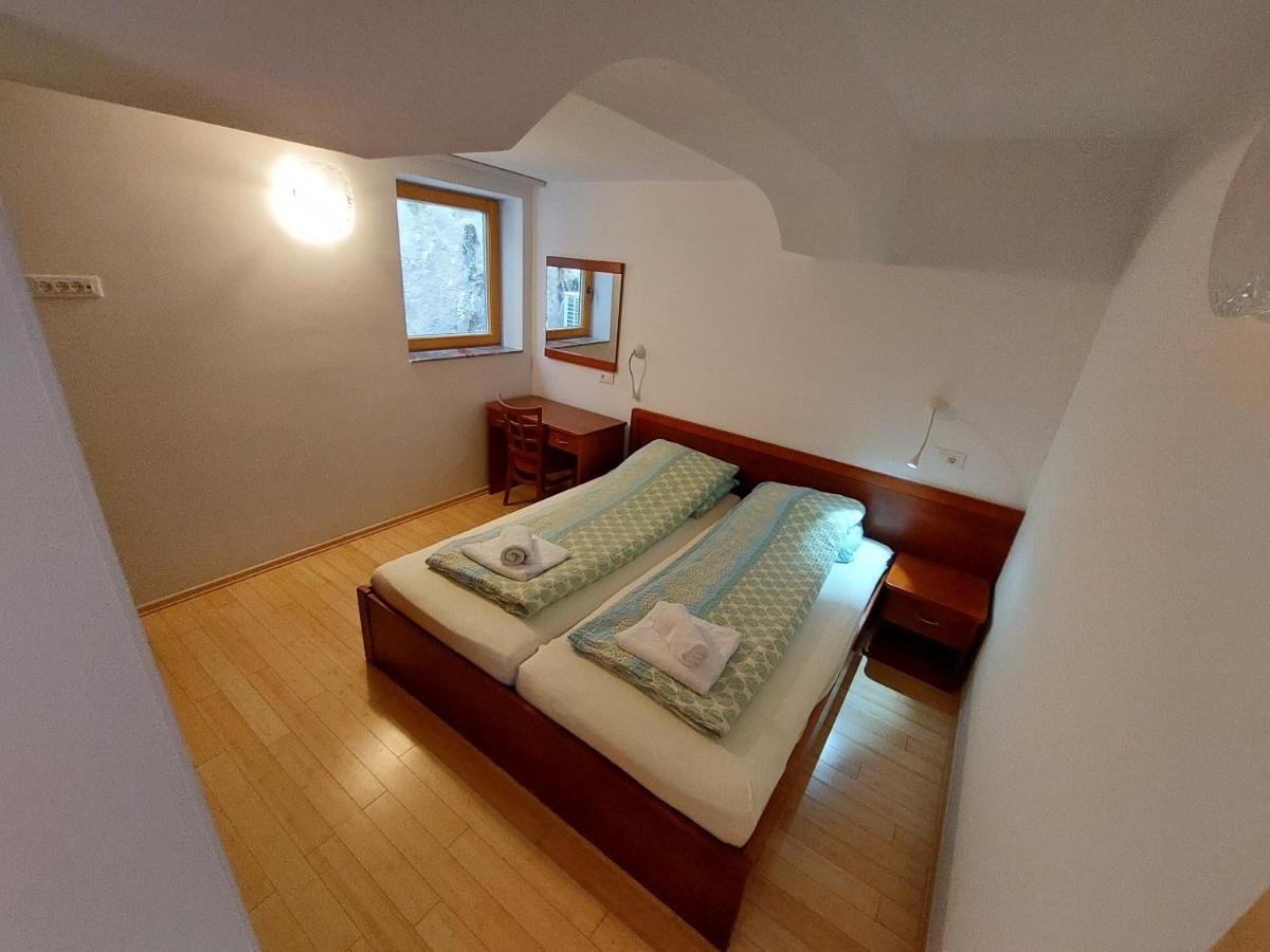 Apartmaji Fizine ポルトローシュ エクステリア 写真