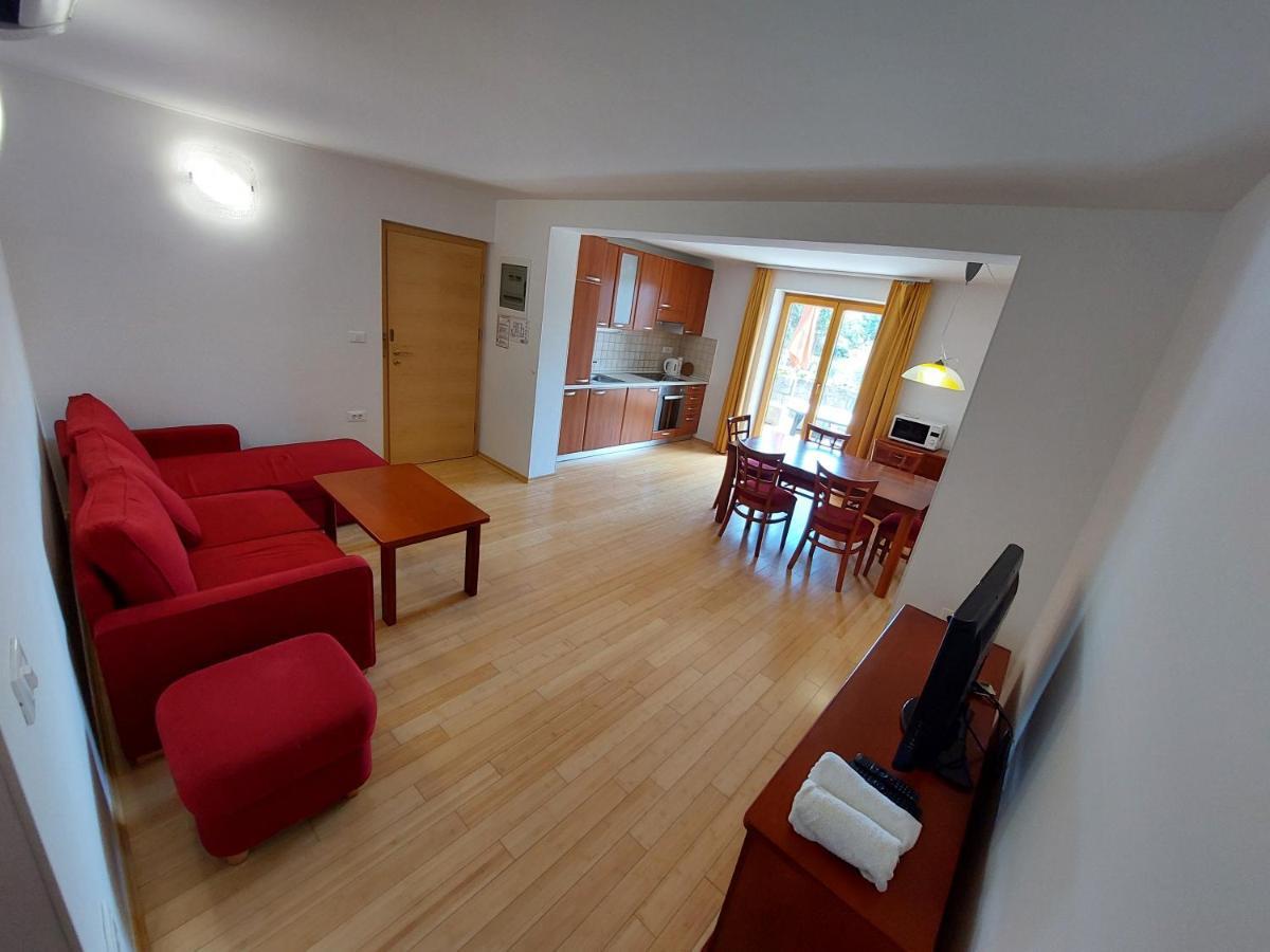Apartmaji Fizine ポルトローシュ エクステリア 写真